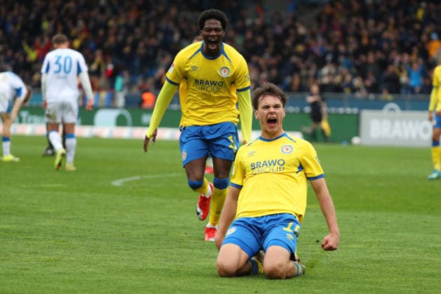 Braunschweig vs Hertha, 2. BL Braunschweig, 19.04.2026, Fußball, Herren, 2. BL, Saison 2025 2026, Eintracht Braunschweig vs. Hertha BSC Berlin: Max Marie (Eintracht Braunschweig) jubelt mit Faride Alidou (Eintracht Braunschweig) nach seinem Tor zum 1:1 (DFL DFB REGULATIONS PROHIBIT ANY USE OF PHOTOGRAPHS as IMAGE SEQUENCES and or QUASI-VIDEO) Stadion an der Hamburger Straße Niedersachsen Deutschland *** Braunschweig vs Hertha, 2 BL Braunschweig, 19 04 2026, Football, Men, 2 BL, Season 2025 2026, Eintracht Braunschweig vs Hertha BSC Berlin Max Marie Eintracht Braunschweig cheers with Faride Alidou Eintracht Braunschweig after his goal for 1 1 DFL DFB REGULATIONS PROHIBIT ANY USE OF PHOTOGRAPHS as IMAGE SEQUENCES and or QUASI VIDEO Stadion an der Hamburger Straße Niedersachsen Germany