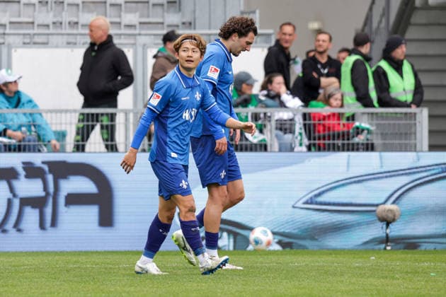 19 04 2026, xgrfx, Fußball 2 Bundesliga, SpVgg Greuther Fuerth SV Darmstadt 98 v l Tor, Yosuke Furukawa zum 1 2 SV Darmstadt DFL DFB REGULATIONS PROHIBIT ANY USE OF PHOTOGRAPHS as IMAGE SEQUENCES and or QUASI VIDEO Fuerth