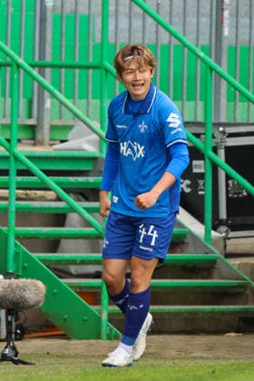 Fürth, Germany 19 April 2026 2 Bundesliga 30 Matchday SpVgg Greuther Fürth vs SV Darmstadt 98 In the picture Goalscorer Yosuke Futukawa SV Darmstadt scores the goal to make it 1 2 for Damstadt and cheers DFL regulations prohibit any use of photographs as image sequences and or quasi video Copyright: HMBxMedia MadeleinexFantini