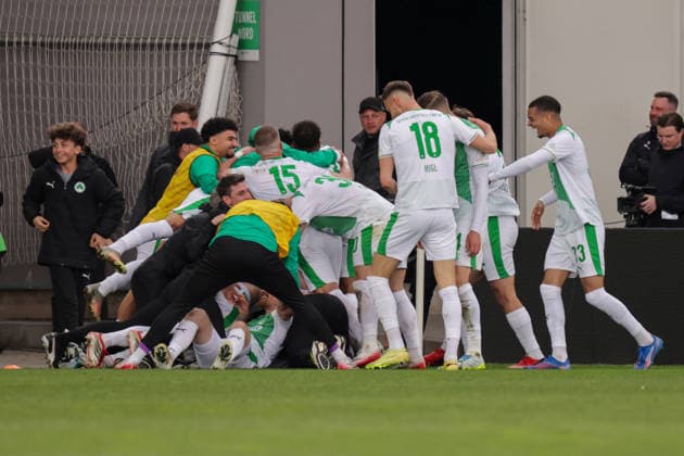 19 04 2026, xgrfx, Soccer 2 Bundesliga, SpVgg Greuther Fuerth SV Darmstadt 98 v l Tor, Noel Futkeu 3 2 Greuther Fürth DFL DFB REGULATIONS PROHIBIT ANY USE OF PHOTOGRAPHS as IMAGE SEQUENCES and or QUASI VIDEO Fuerth