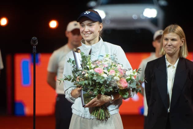 Winner Elena Rybakina KAZ in the picture with winners trophy in front of Porsche 911, in the background Anke Huber tournament organizer, joy, emotion, jubilation, GER, Elena Rybakina vs Karolina Muchova, Tennis, ATP Tournament, WTA 500, Porsche Tennis Grand Prix, Final, 19 04 2026, GER, Elena Rybakina vs Karolina Muchova, Tennis, ATP Tournament, WTA 500, Porsche Tennis Grand Prix, Final, 19 04 2026, Stuttgart Copyright: xEibner-Pressefoto EdwardxCheungx EP_ECG