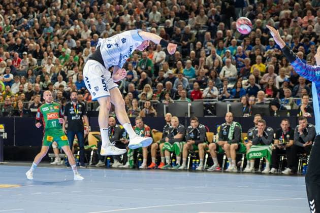Leve Carstensen, Aussen TBV Lemgo Lippe 21 , TBV Lemgo Lippe SC Magdeburg, DHB Pokal Maenner, Herren, 6 Spieltag, Spiel um Platz 3, Daikin HBL, Lidl Final 4, 19 04 2026 Köln NRW Germany Copyright: xkolbert-press MartinxWdziecznyx