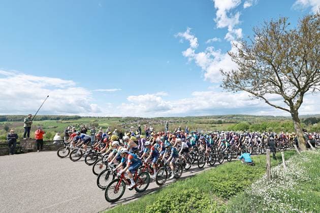 Valkenburg, 19-04-2026, cycling, Amstel Gold Race, men,The peloton rides through the beautiful Limburg countryside. Amstel Gold Race 2026 Men  x203154022x Copyright: