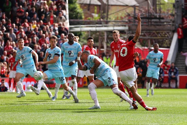 Nottingham Forest v Burnley, Premier League Morgan Gibbs-White of Nottingham Forest shoots at goal to make it 2-1 to Nottingham Forest during the Nottingham Forest v Burnley Premier League match at the City Ground, West Bridgford, England on 19 April 2026 Credit: Ryan Crockett Every Second Media Editorial use only. All images are copyright Every Second Media Limited. No images may be reproduced without prior permission. All rights reserved. Premier League and Football League images are subject to licensing agreements with Football DataCo Limited. see https: www.football-dataco.com Copyright: xIMAGO EveryxSecondxMediax ESM-1916-0081 RyanxCrockettx xEveryxSecondxMediax