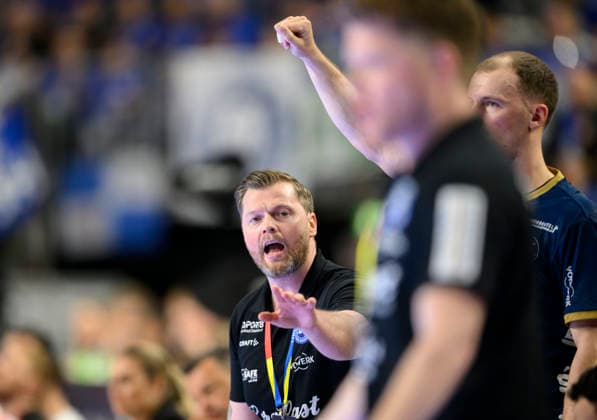 Coach Arnor Thor Gunnarssen BHC Gesture Final Füchse Berlin B Bergischer HC BHC , on 19 04 2026 Handball DHB Pokal Final4 2026, from 18 04 19 04 2026 in Cologne Germany Â