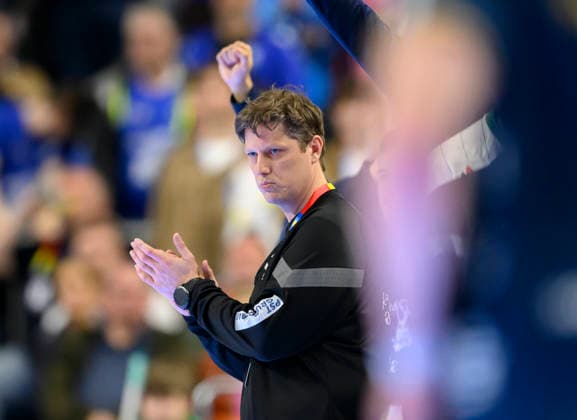 Coach Nicolej Krickau B gestures, claps final Füchse Berlin B Bergischer HC BHC , on 19 04 2026 Handball DHB Pokal Final4 2026, from 18 04 19 04 2026 in Cologne Germany Â