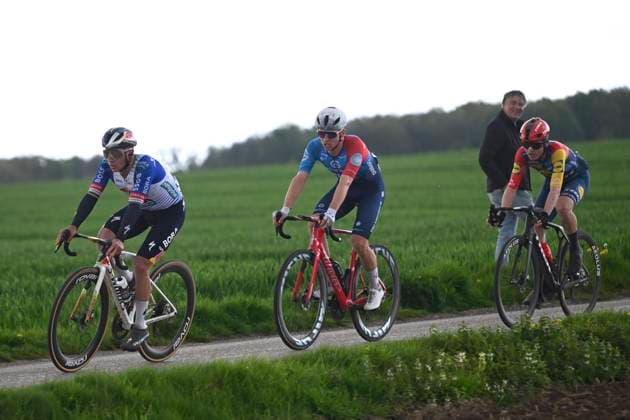 Amstel Gold Race 2026 Cycling Race VALKENBURG, THE NETHERLANDS - APRIL 19 : Evenepoel Remco (BEL) of Red Bull - BORA - Hansgrohe, Gregoire Romain (FRA) of Groupama - FDJ United, Skjelmose Mattias (DEN) of Lidl - Trek during the 60th edition of Amstel Gold Race an UCI World Tour 1.UWT one day cycling road race for Men Elite of 220 km with start in Maastricht and finish in Valkenburg on April 19, 2026 in Valkenburg, The Netherlands, 19 04 2026 ( Motordriver Kenny Verfaillie - Valkenburg The Netherlands  Copyright: xVincentxKalutx