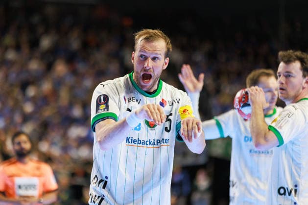 Max DARJ Fuechse Berlin, 05 gesture, gestures, gives instructions, action GER, Fuechse Berlin vs Bergischer HC, handball, DHB Pokal, LIDL Final4, final, season 2025 2026, 19 04 2026, GER, Fuechse Berlin vs Bergischer HC, handball, DHB Pokal, LIDL Final4, final, season 2025 2026, 19 04 2026, Koeln Copyright: xEibnerxPressefoto OliverxSchmidtx EP_OST