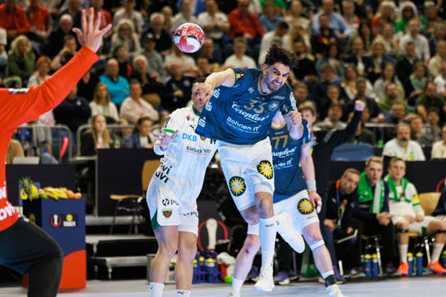 Eloy MORANTE MALDONADO Bergischer HC 06, 33 scores a goal, Action, Goal throw GER, Fuechse Berlin vs Bergischer HC, Handball, DHB Pokal, LIDL Final4, Final, Season 2025 2026, 19 04 2026, GER, Fuechse Berlin vs Bergischer HC, Handball, DHB Pokal, LIDL Final4, Final, Season 2025 2026, 19 04 2026, Cologne Copyright: xEibnerxPressefoto OliverxSchmidtx EP_OST