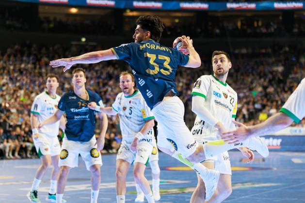 Eloy MORANTE MALDONADO Bergischer HC 06, 33 scores a goal, Action, Goal throw GER, Fuechse Berlin vs Bergischer HC, Handball, DHB Pokal, LIDL Final4, Final, Season 2025 2026, 19 04 2026, GER, Fuechse Berlin vs Bergischer HC, Handball, DHB Pokal, LIDL Final4, Final, Season 2025 2026, 19 04 2026, Cologne Copyright: xEibnerxPressefoto OliverxSchmidtx EP_OST