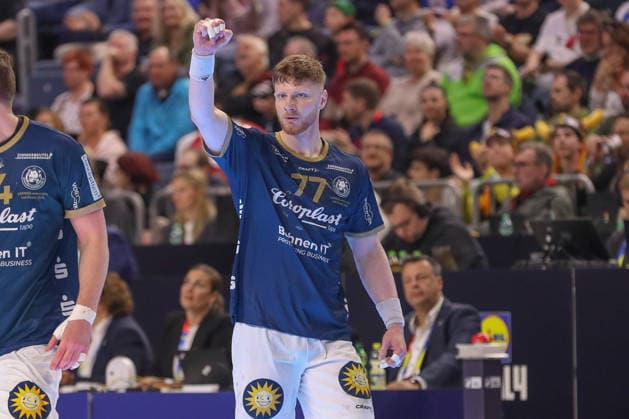 19 04 2026 ,xgox, Handball DHB Pokal Final Füchse Berlin Bergischer HC emspor, v l Joahnnes Wasielewski Bergischer HC, 77 Jubel, Torjubel, jubelt über das Tor, celebrate the goal, celebration Koeln