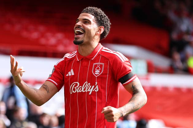 Nottingham Forest v Burnley, Premier League Morgan Gibbs-White of Nottingham Forest holds up 3 fingers while celebrating his third goal making it 3-1 to Nottingham Forest during the Nottingham Forest v Burnley Premier League match at the City Ground, West Bridgford, England on 19 April 2026 Credit: Ryan Crockett Every Second Media Editorial use only. All images are copyright Every Second Media Limited. No images may be reproduced without prior permission. All rights reserved. Premier League and Football League images are subject to licensing agreements with Football DataCo Limited. see https: www.football-dataco.com Copyright: xIMAGO EveryxSecondxMediax ESM-1916-0119 RyanxCrockettx xEveryxSecondxMediax