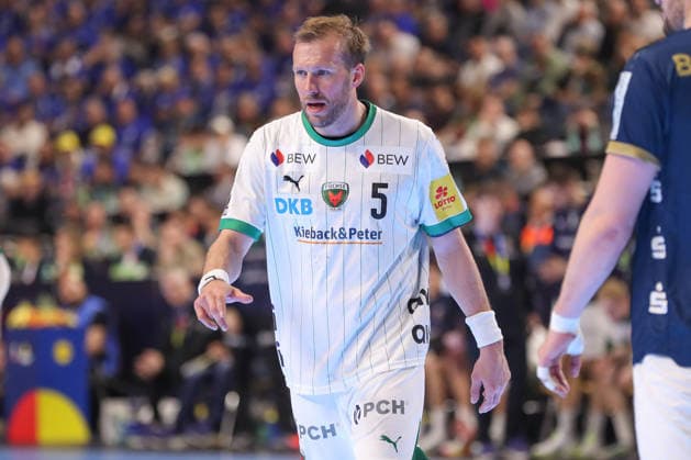 19 04 2026 ,xgox, Handball DHB Pokal Final Füchse Berlin Bergischer HC emspor, v l Max Darj Berlin, 5 Koeln