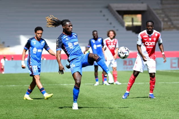 AS Monaco FC v AJ Auxerre - Ligue 1 McDonald s 2025 2026 14 Gideon MENSAH (aja) during the Ligue 1 McDonald s match between AS Monaco FC and AJ Auxerre at Stade Louis II on April 19, 2026 in Monaco, Monaco. Monaco Monaco  Copyright: xFEPx 776348355