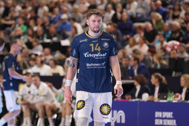 19 04 2026 ,xgox, Handball DHB Cup Final Füchse Berlin Bergischer HC emspor, v l Gerdas Babarskas Bergischer HC, 14 disappointed, looks disappointed, dejected, disappointed Koeln