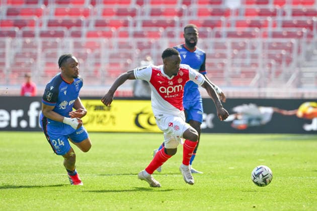 AS Monaco FC v AJ Auxerre - Ligue 1 McDonald s 2025 2026 24 Bryan OKOH (aja) - 09 Folarin BALOGUN (asm) during the Ligue 1 McDonald s match between AS Monaco FC and AJ Auxerre at Stade Louis II on April 19, 2026 in Monaco, Monaco. Monaco Monaco  Copyright: xFEPx 776348355