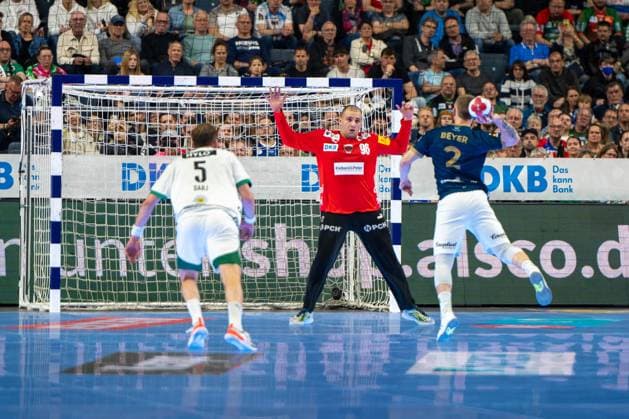 Dejan Milosavljev, Goalkeeper, Fuechse Berlin 96 , Noah Beyer, Bergischer Handball Club 06 2 , Bergischer HC Fuechse Berlin, DHB Pokal Maenner, Herren, 6 Spieltag, Finale, Daikin HBL, Lidl Final 4, 19 04 2026 Köln NRW Germany Copyright: xkolbert-press MartinxWdziecznyx