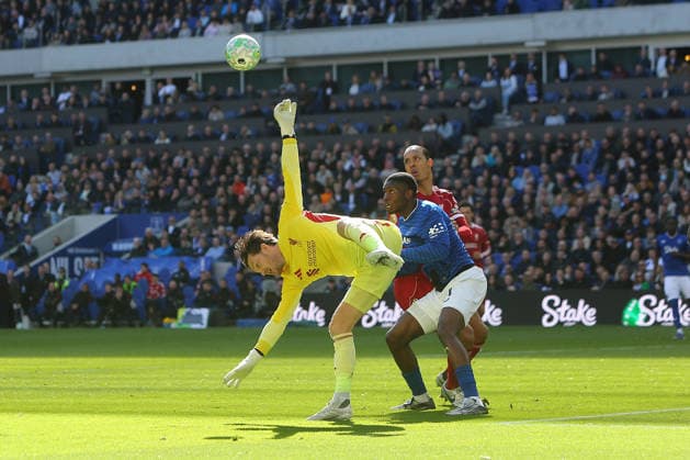 Thierno Barry of Everton forces an error from Freddie Woodman of Liverpool Everton v Liverpool, Premier League, Football, Hill Dickinson Stadium, Liverpool, UK - 19 Apr 2026Liverpool Hill Dickinson Stadium United Kingdom EDITORIAL USE ONLY No use with unauthorised audio, video, data, fixture lists, club league logos or live services. Online in-match use limited to 120 images, no video emulation. No use in betting, games or single club league player publications. Copyright: xPhilxOldham Shutterstockx 16832209bo