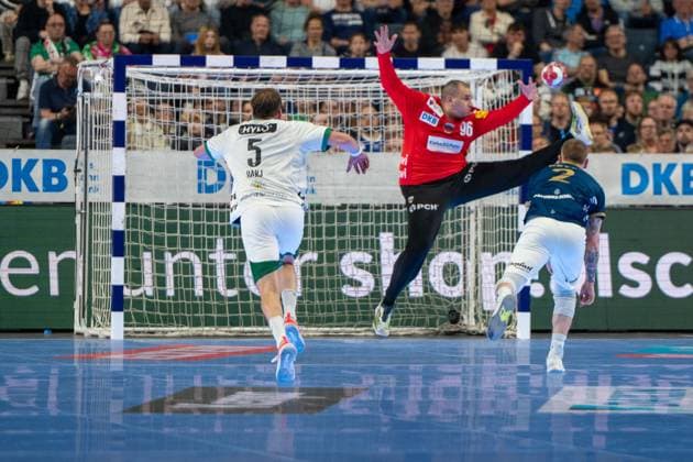 Dejan Milosavljev, Goalkeeper, Fuechse Berlin 96 , Noah Beyer, Bergischer Handball Club 06 2 , Bergischer HC Fuechse Berlin, DHB Pokal Maenner, Herren, 6 Spieltag, Finale, Daikin HBL, Lidl Final 4, 19 04 2026 Köln NRW Germany Copyright: xkolbert-press MartinxWdziecznyx