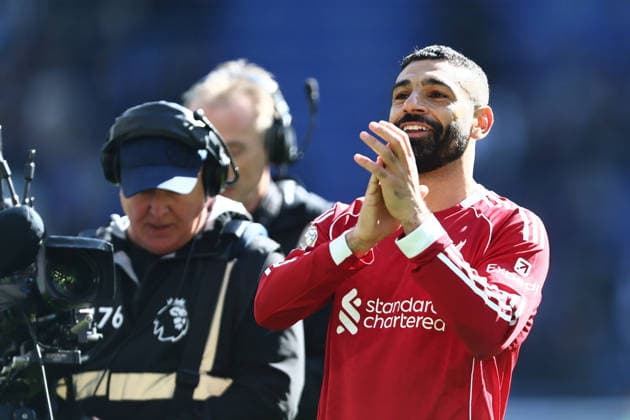 Mohamed Salah of Liverpool applauds the away fans Everton v Liverpool, Premier League, Football, Hill Dickinson Stadium, Liverpool, UK - 19 Apr 2026Liverpool Hill Dickinson Stadium United Kingdom EDITORIAL USE ONLY No use with unauthorised audio, video, data, fixture lists, club league logos or live services. Online in-match use limited to 120 images, no video emulation. No use in betting, games or single club league player publications. Copyright: xPhilxOldham Shutterstockx 16832209bw