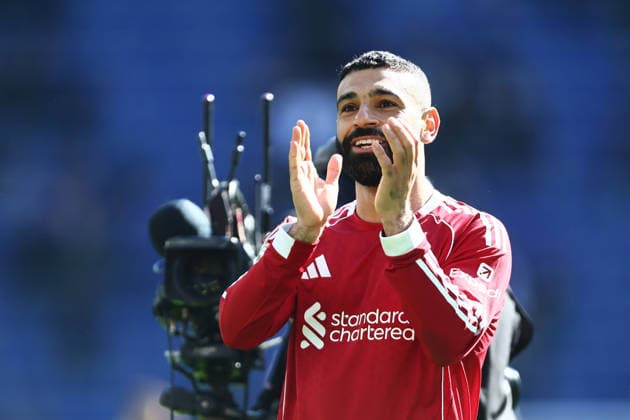 Mohamed Salah of Liverpool applauds the away fans Everton v Liverpool, Premier League, Football, Hill Dickinson Stadium, Liverpool, UK - 19 Apr 2026Liverpool Hill Dickinson Stadium United Kingdom EDITORIAL USE ONLY No use with unauthorised audio, video, data, fixture lists, club league logos or live services. Online in-match use limited to 120 images, no video emulation. No use in betting, games or single club league player publications. Copyright: xPhilxOldham Shutterstockx 16832209bx