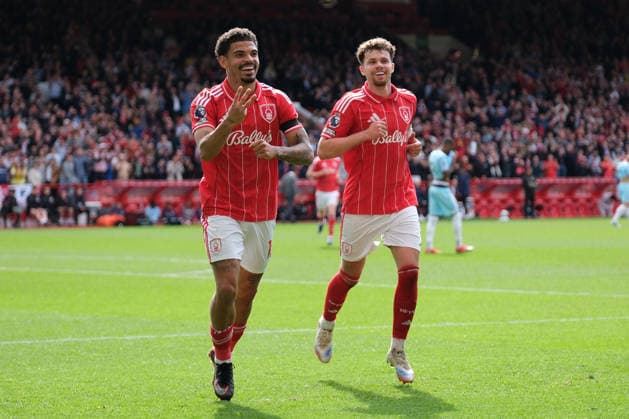 NOTTINGHAM, ENGLAND, APRIL 19: Morgan Gibbs-White of Nottingham Forest celebrates his hat trick during the Premier league football match between Nottingham Forest and Burnley at the City Ground on April 19, 2026 in Nottingham, England. Copyright: xPaulxBonserx xSportsxPressxPhotox Sportspressphoto_SPR132920