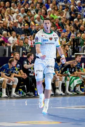 19 04 2026, xsscx, Handball, DHB Pokal Lidl Final4, Final, Füchse Berlin Bergischer HC, Season 2025 2026 Men, Lanxess Arena, Cologne Mijajlo Marsenic Füchse Berlin 93 cheering after scoring Photo xSandraxScherningxPressefotoKochx North Rhine-Westphalia Germany