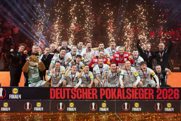 Cologne, 19 04 2026, Handball, Men, Lidl Final4, DHB Cup, Final, Füchse Berlin Bergischer HC Award ceremony with trophy presentation DHB Cup Winner 2026 Füchse Berlin Cologne Lanxess Arena NRW Germany