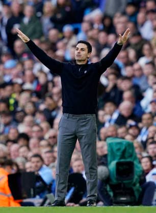 Manchester, England, 19th April 2026. Mikel Arteta manager of Arsenal on the touchline during the Manchester City vs Arsenal Premier League match at the Etihad Stadium, Manchester. Picture credit should read: Andrew Yates Sportimage EDITORIAL USE ONLY. No use with unauthorised audio, video, data, fixture lists, club league logos or live services. Online in-match use limited to 120 images, no video emulation. No use in betting, games or single club league player publications. SPI_084_AY_Man_City_Arsenal SPI-4704-0083