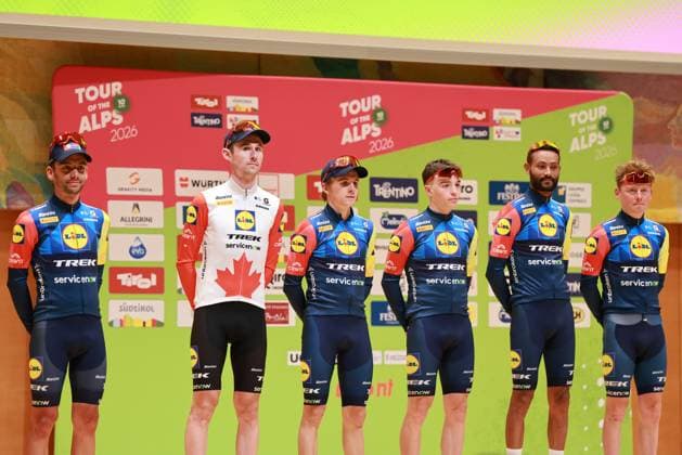 TOUR DES ALPES 2026 - UCI Cycling Race Tour of the Alps Pierre Teyssot MAXPPP ; TOUR DES ALPES 2026 - UCI Cycling Race Tour of the Alps. Innsbruck, Austria on April 19, 2026. Teams presentation of the 49th edition which will take place from 20 till 24 April 2026. Derek GEE (CAN) and Lidl-Trek Team Pierre Teyssot Maxppp Innsbruck Tyrol Austria  Copyright: xMAXPPPxPierrexTeyssotx TEY69985 TEY69985