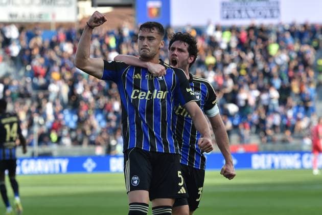 Simone Canestrelli (Pisa) celebrates during Pisa SC vs Genoa CFC, Italian soccer Serie A match in Pisa, Italy, April 19 2026  Copyright: xGabrielexMasotti IPAxSportx xipa-agency.netx xx IPA_74082147 IPA_Agency_IPA74082147
