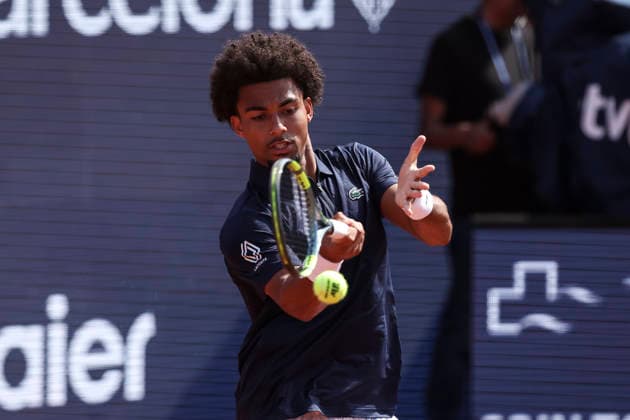 April 19, 2026, Barcelona, Barcelona, Spain: Arthur Fils of France in action against Andrey Rublev of Russia during the Final tennis match of the Barcelona Open Banc Sabadell - Conde Godo 2026 Day 9 at Real Club de Tenis Barcelona on April 19, 2026 in Barcelona, Spain. Barcelona Open Banc Sabadell - Conde Godo 2026 Day 9  - ZUMAa181 20260419_zaa_a181_093 Copyright: xJavierxBorregox