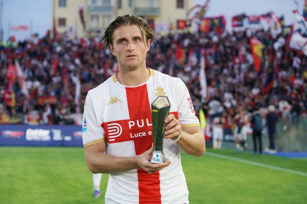 POTM Genoa s Lorenzo Colombo ....During the Serie A soccer match between Pisa and Genoa at the Cetilar Arena Romeo Anconetani Stadium in Pisa; Center West Italy; Sunday April 19 2026 ; Soccer  Copyright: xAlessandroxLaRoccax xLaPressex