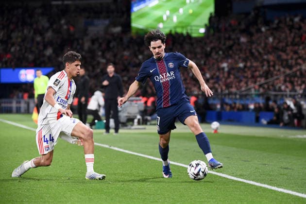 Paris Saint-Germain FC v Olympique Lyonnais - Ligue 1 McDonald s 44 Khalis MERAH (ol) - 17 VITINHA (psg) during the Ligue 1 McDonald s match between Paris Saint-Germain FC and Olympique Lyonnais at Parc des Princes on April 19, 2026 in Paris, France. Paris France  Copyright: xFEPx 776348360