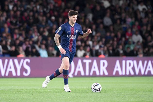 Paris Saint-Germain FC v Olympique Lyonnais - Ligue 1 McDonald s 04 Lucas BERALDO (psg) during the Ligue 1 McDonald s match between Paris Saint-Germain FC and Olympique Lyonnais at Parc des Princes on April 19, 2026 in Paris, France. Paris France  Copyright: xFEPx 776348360