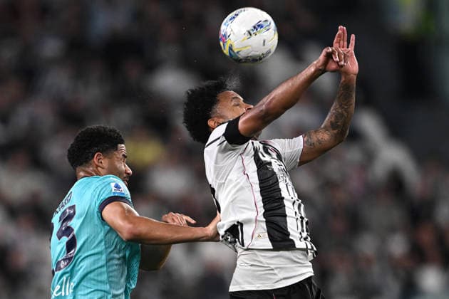 Cm Torino 19 04 2026 - campionato di calcio serie A Juventus-Bologna foto Cristiano Mazzi Image nella foto: Weston McKennie-Simon Sohm 