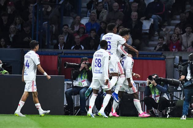 FOOTBALL : Paris Saint Germain vs Olympique Lyonnais - Ligue 1 - JournÃ e 30 - 19 04 2026 Joie des joueurs de l™OL aprÃ s le but de Endrick (OL) ParisFrance  Copyright: xBaptistexAutissierx
