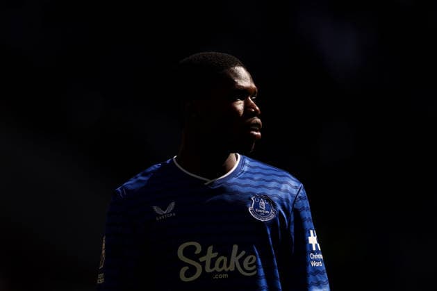 Everton gegen Liverpool 19 April 2026, Liverpool Premier League Fußball Everton gegen Liverpool Thierno Barry von Everton Foto Jacques Feeney Abseits Liverpool UK  Copyright: xJacquesxFeeneyx xOffsidexOffside