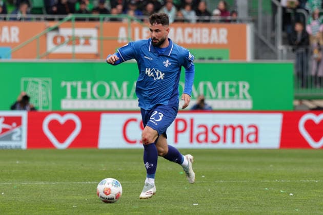 19 04 2026, xgrfx, Soccer 2 Bundesliga, SpVgg Greuther Fuerth SV Darmstadt 98 v l Marco Richter SV Darmstadt DFL DFB REGULATIONS PROHIBIT ANY USE OF PHOTOGRAPHS as IMAGE SEQUENCES and or QUASI VIDEO Fuerth