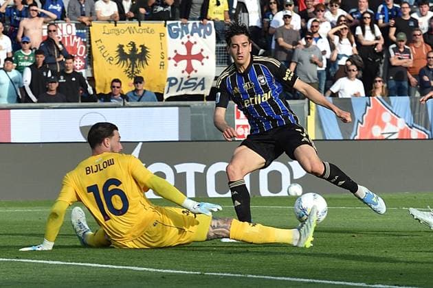 Samuele Angori (Pisa) fails an opportunity during Pisa SC vs Genoa CFC, Italian soccer Serie A match in Pisa, Italy, April 19 2026  Copyright: xGabrielexMasotti IPAxSportx xipa-agency.netx xx IPA_74090118 IPA_Agency_IPA74090118