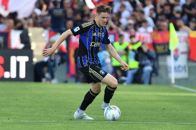 Michel Aebischer (Pisa) during Pisa SC vs Genoa CFC, Italian soccer Serie A match in Pisa, Italy, April 19 2026  Copyright: xGabrielexMasotti IPAxSportx xipa-agency.netx xx IPA_74090817 IPA_Agency_IPA74090817