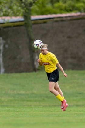 Regionalliga Nordost Frauen 1 FFV Erfurt vs 1 FFC Fortuna Dresden Erfurt 19 04 2026 Carolin Hänichen 16 1 FFC Fortuna Dresden Regionalliga Nordost Frauen 1 FFV Erfurt vs 1 FFC Fortuna Dresden Sportforum Johannesplatz Erfurt 19 04 2026 Copyright: xBEAUTIFULxSPORTS Duehringx