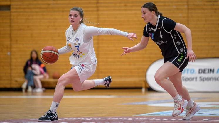 Bochum VfL VIACTIV AstroLadies Bochum Falcons Bad Homburg FOR EDITORIAL PURPOSES ONLY p Marija Illic 7, VfL VIACTIV AstroLadies Bochum in the match VfL VIACTIV AstroLadies Bochum white against Falcons Bad Homburg black on Sunday, April 19, 2026, at the Rundsporthalle in Bochum Bochum Copyright UwexErnst Copyright: UwexErnst doc85horwae212133r9hx4p ,EDITORIAL USE ONLY Copyright: UwexErnst