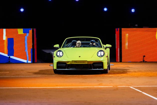 19 04 26 Porsche Tennis Grand Prix Stuttgart Germany, Stuttgart, 19 04 2026, Tennis, Porsche Tennis Grand Prix Stuttgart f l Michael Leiters CEO Porsche , Elena Rybakina Kazakhstan