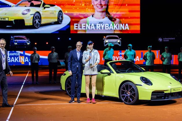 19 04 26 Porsche Tennis Grand Prix Stuttgart Germany, Stuttgart, 19 04 2026, Tennis, Porsche Tennis Grand Prix Stuttgart f l Michael Leiters CEO Porsche , Elena Rybakina Kazakhstan