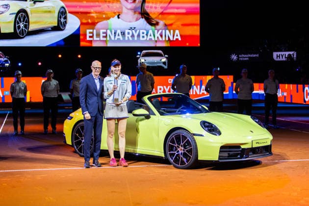 19 04 26 Porsche Tennis Grand Prix Stuttgart Germany, Stuttgart, 19 04 2026, Tennis, Porsche Tennis Grand Prix Stuttgart f l Michael Leiters CEO Porsche , Elena Rybakina Kazakhstan