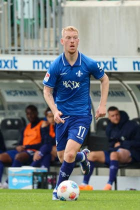 Fürth, Germany 19 April 2026 2 Bundesliga 30 Matchday SpVgg Greuther Fürth vs SV Darmstadt 98 In the picture Kai Klefisch SV Darmstadt DFL regulations prohibit any use of photographs as image sequences and or quasi video Copyright: HMBxMedia MadeleinexFantini