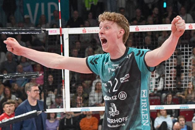 The players of the Powervolleys Düren, celebrate a point, celebrate the point, celebration, action, action , 19 04 2026, Düren Germany , Volleyball, 1 Bundesliga Men, Semifinal Playoff, SWD Powervolleys Düren SVG Lüneburg xmhx