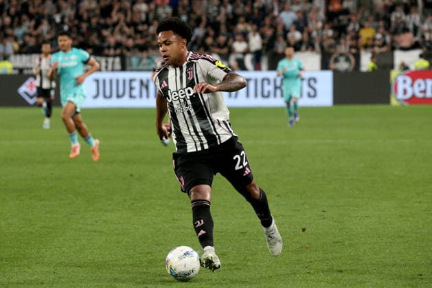 CALCIO - Serie A - Juventus FC vs Bologna FC Weston McKennie (Juventus FC) in action during Juventus FC vs Bologna FC, Italian soccer Serie A match in Turin, Italy, April 19 2026 Turin Italy  Copyright: xIPAxSport ABACAx