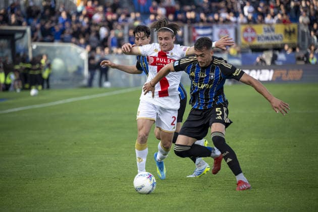 CALCIO - Serie A - Pisa SC vs Genoa CFC LORENZO COLOMBO during Pisa SC vs Genoa CFC, Italian soccer Serie A match in Pisa, Italy, April 19 2026 Pisa Italy  Copyright: xIPAxSport ABACAx